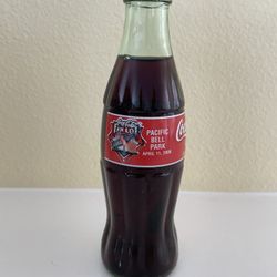 2000 Pacific Bell Park Fan Lot SAN FRANCISCO GIANTS 8 oz Coca Cola Bottle Coke