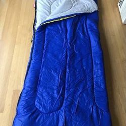 LIKE NEW Vintage Coleman "Cool Weather" Sleeping Bag