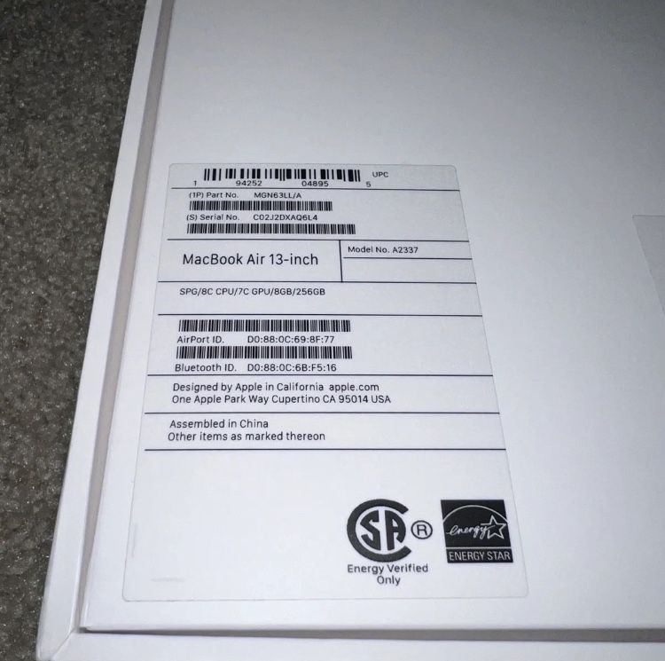 Apple MacBook Air 13-inch🧑🏾💻