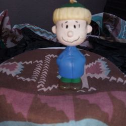 Peanut Original Figurine. Would Like To Say Thank You For Looking At My Items And Collection