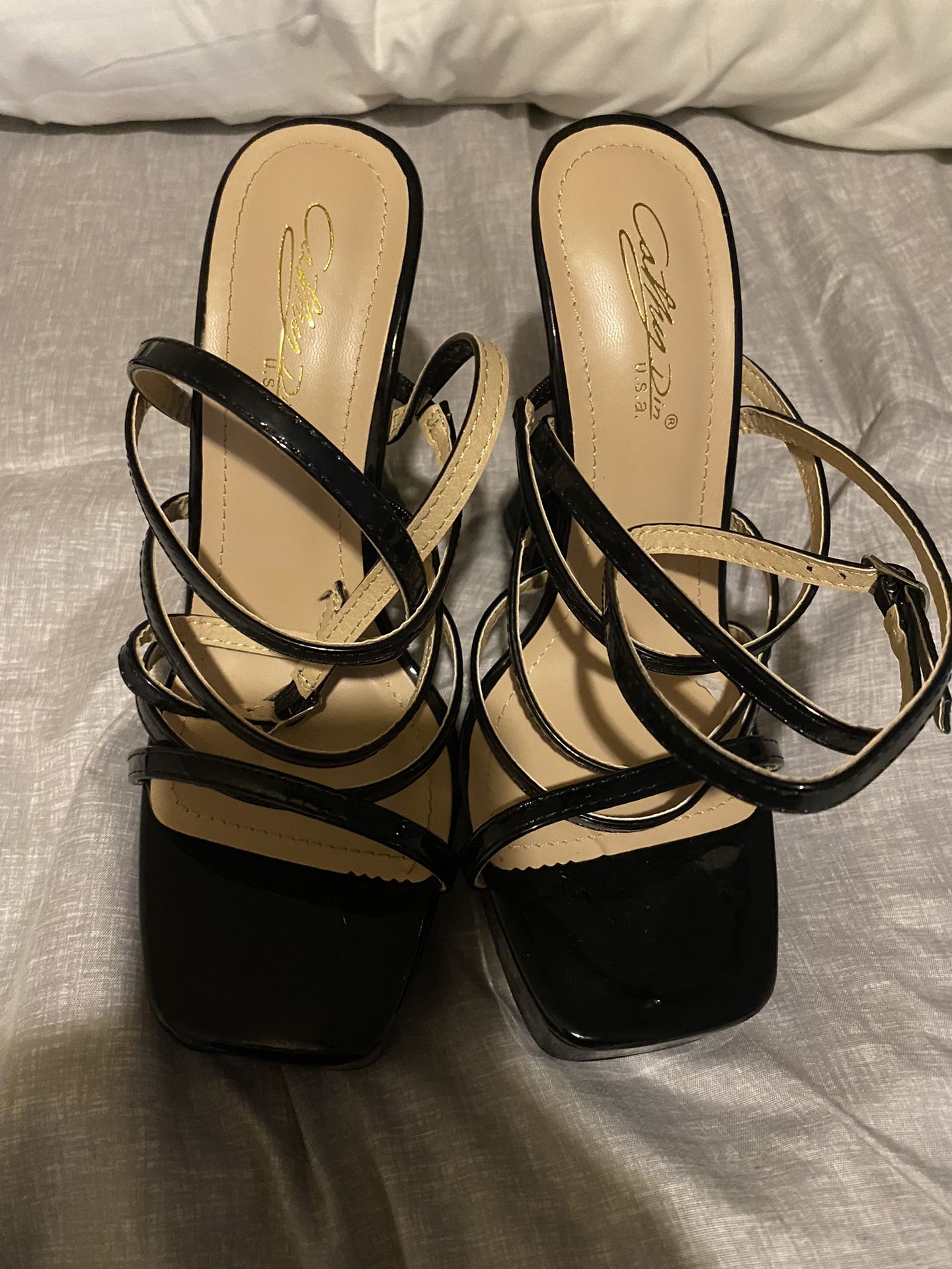 Black High-heeled Platform