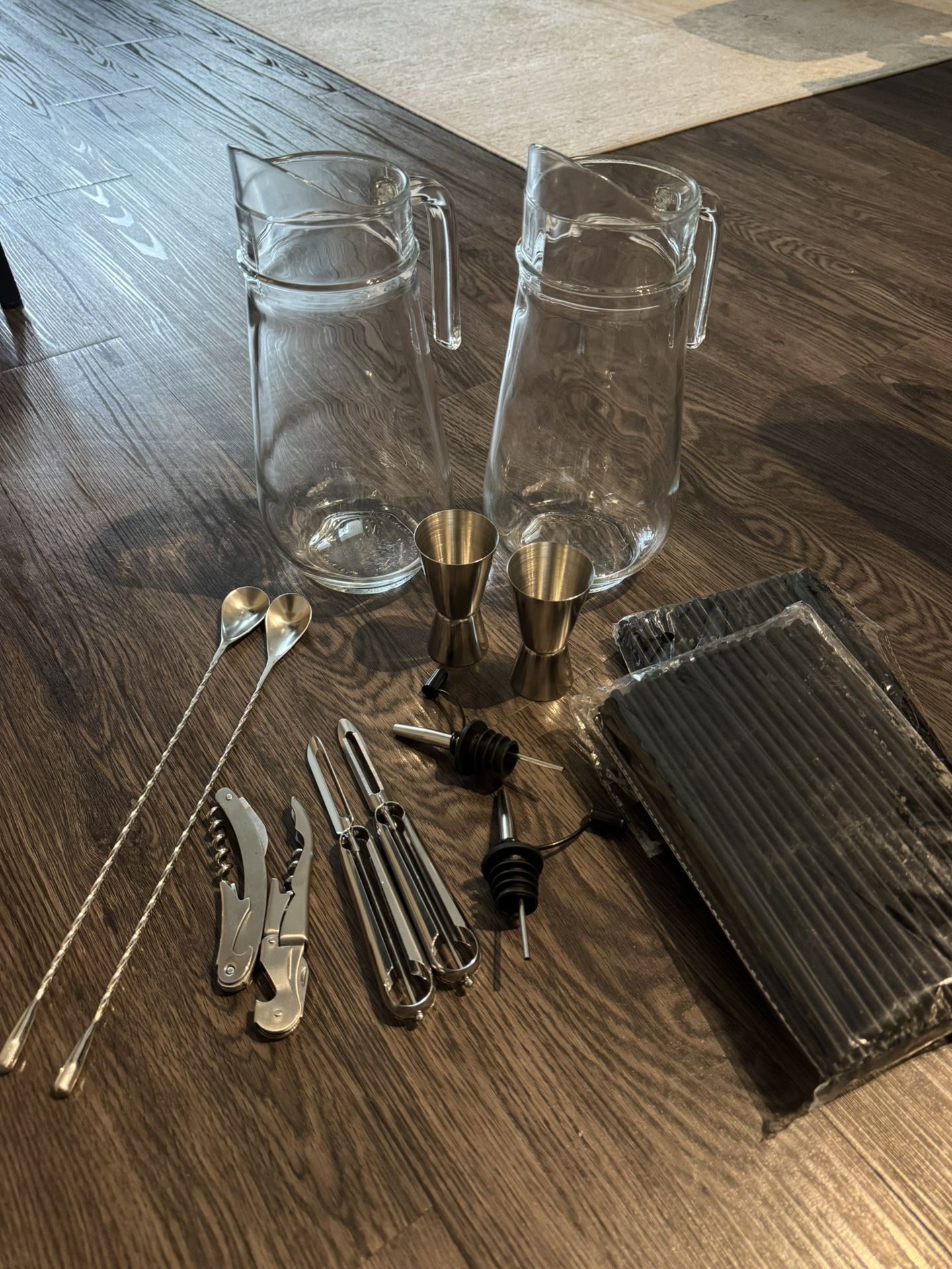 Bar Items