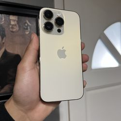 iPhone 14 Pro Unlocked 