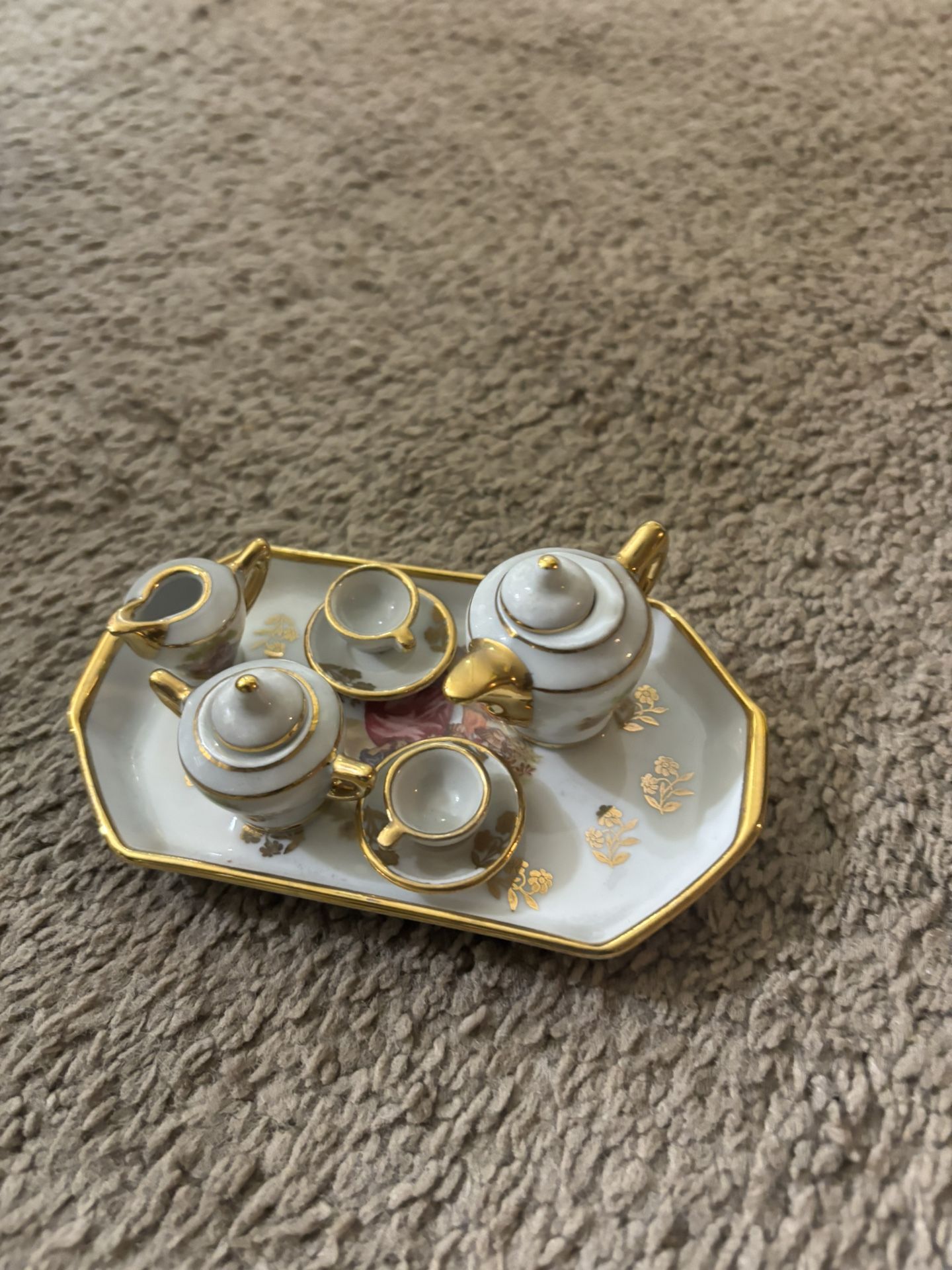 Miniature Dining Pieces (10 Pieces/set)