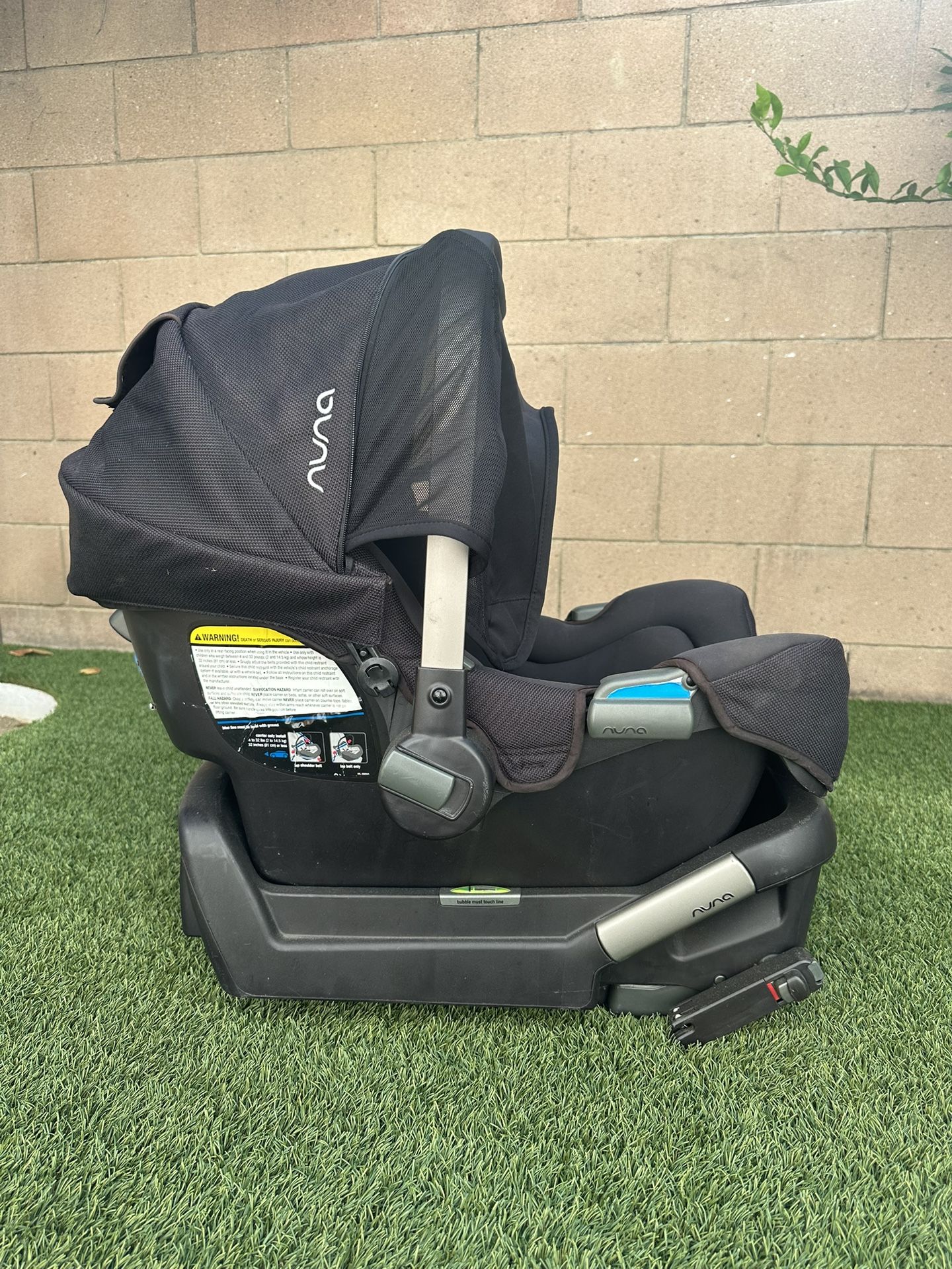 Nuna Infant Car Seat