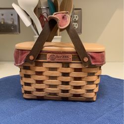 Longaberger 2006 BEE Basket