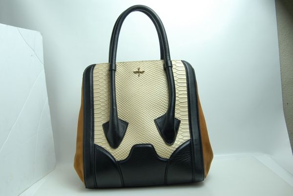 Pour La Victoire Handbag Made In France Original Leather Authentic Pour La Victoire Handbag Made In France Original Leather Authentic For Miami Fl Offerup