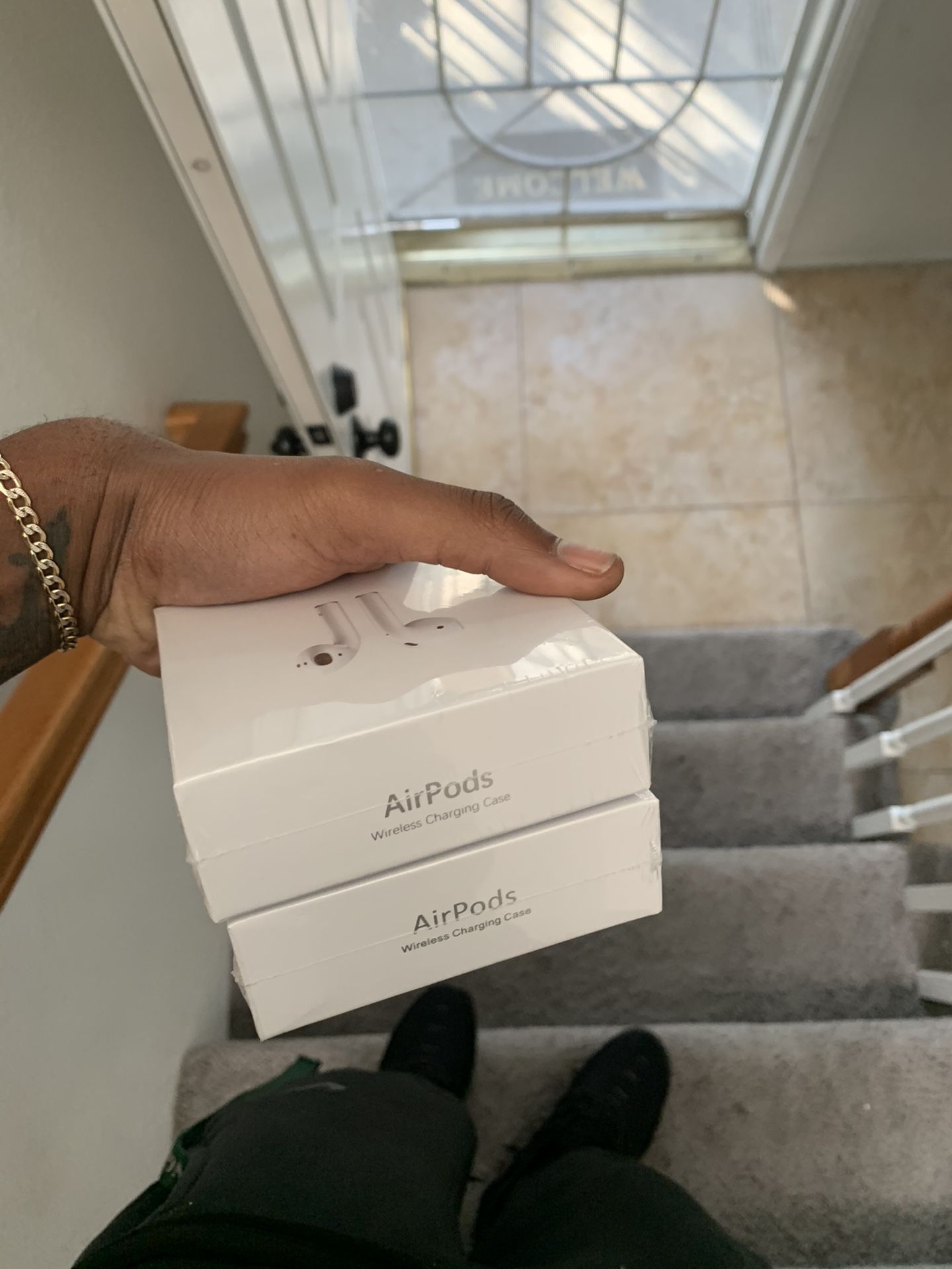 Apple airpods