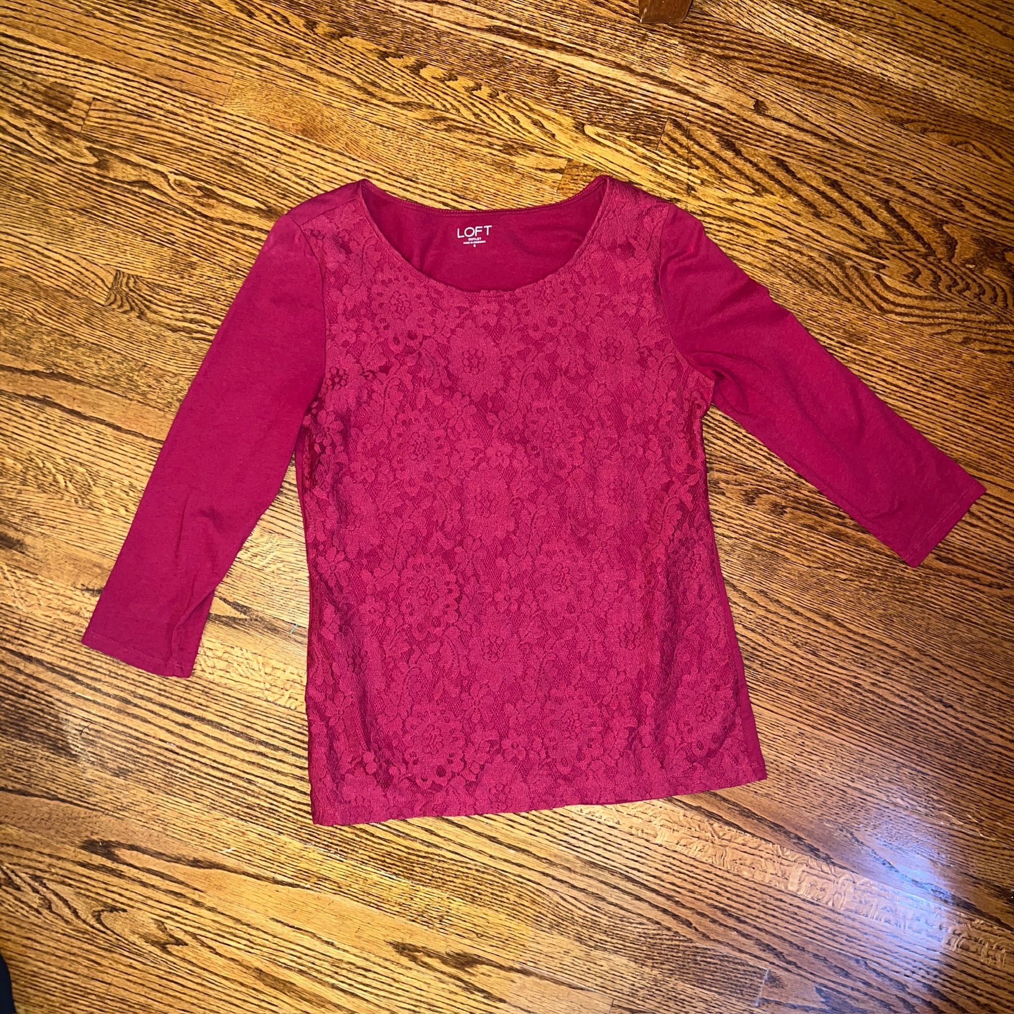 Ann Taylor Loft 3/4 Sleeve Lace front shirt in Cranberry Color size small