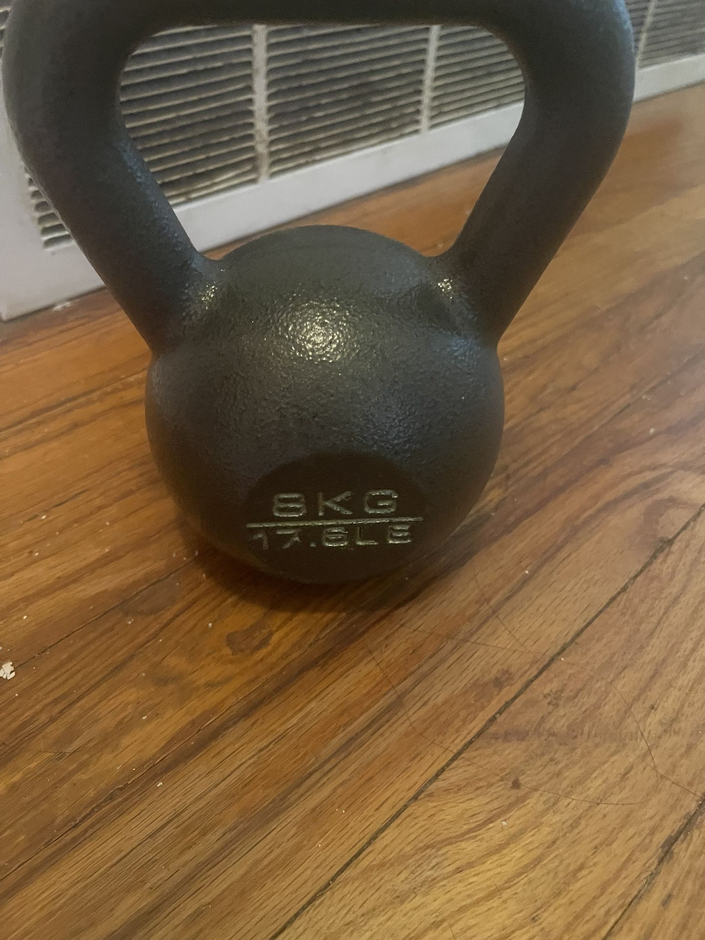 8 KG Kettlebell