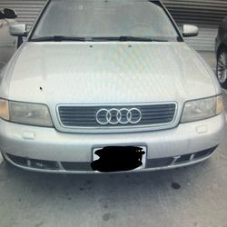 1999 Audi A4 Parts Partout 
