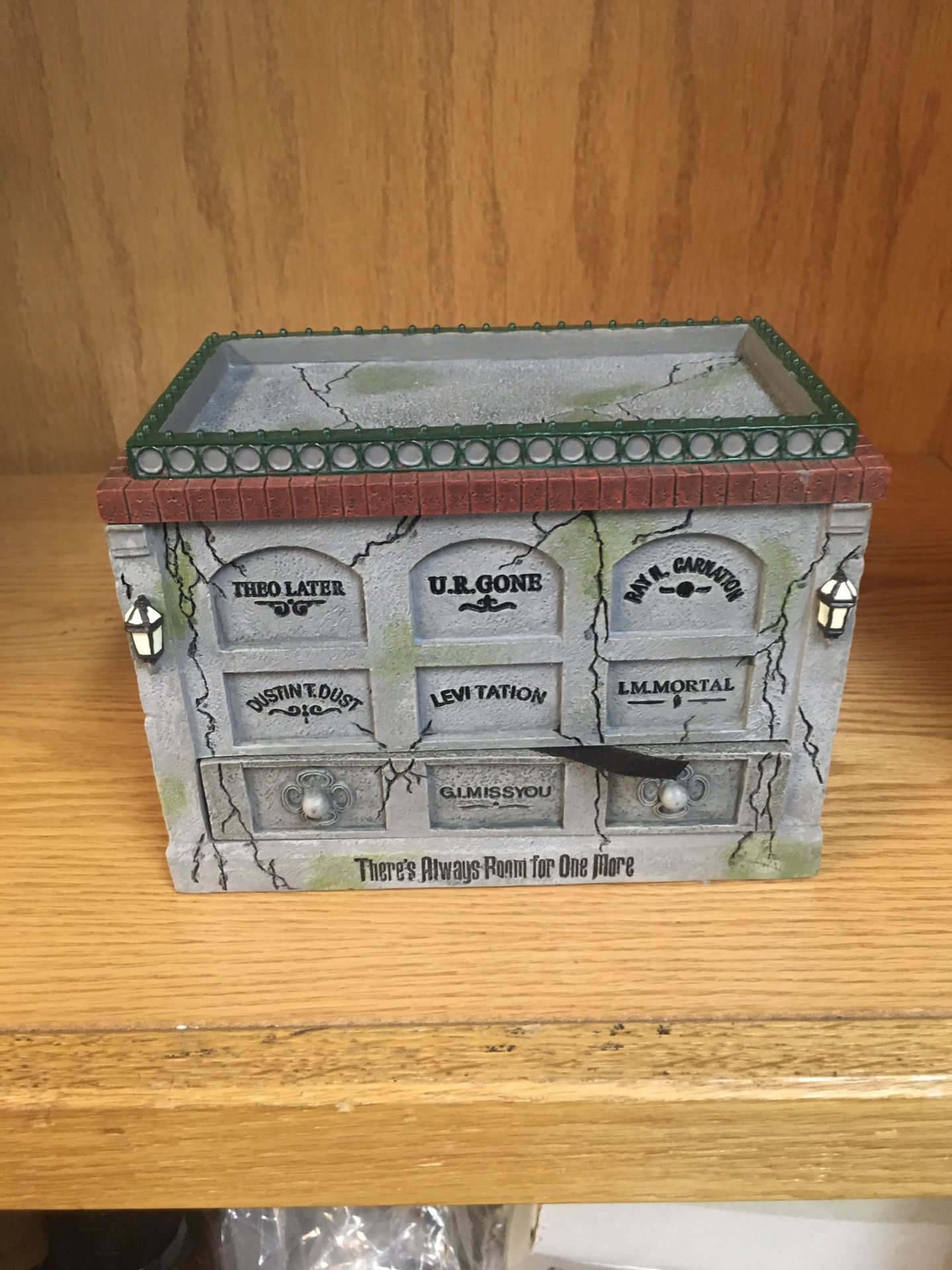 Disney Haunted Mansion Figurine And Pins