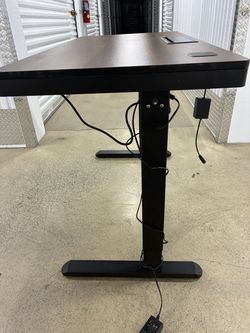 Electric Height Adjustable Standing Desk