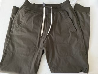 Men’s small Vuori joggers