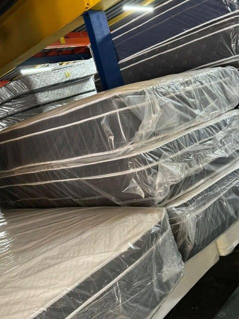 King Size Mattress Available
Moving Out Sale!.🆓🏠 🚚.COD