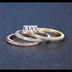 New 18k Gold Wedding Ring Set 
