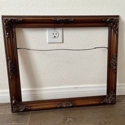 Vintage Wooden ornate frame 16/19 inches