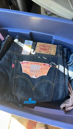 New wt Levi’s size 42x30