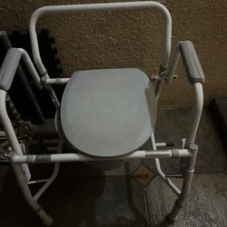 Commode