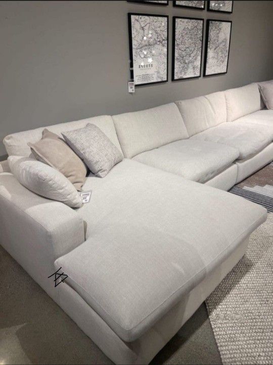 Elyza 5 Piece Sectional $10 Down Payment And Financing Available