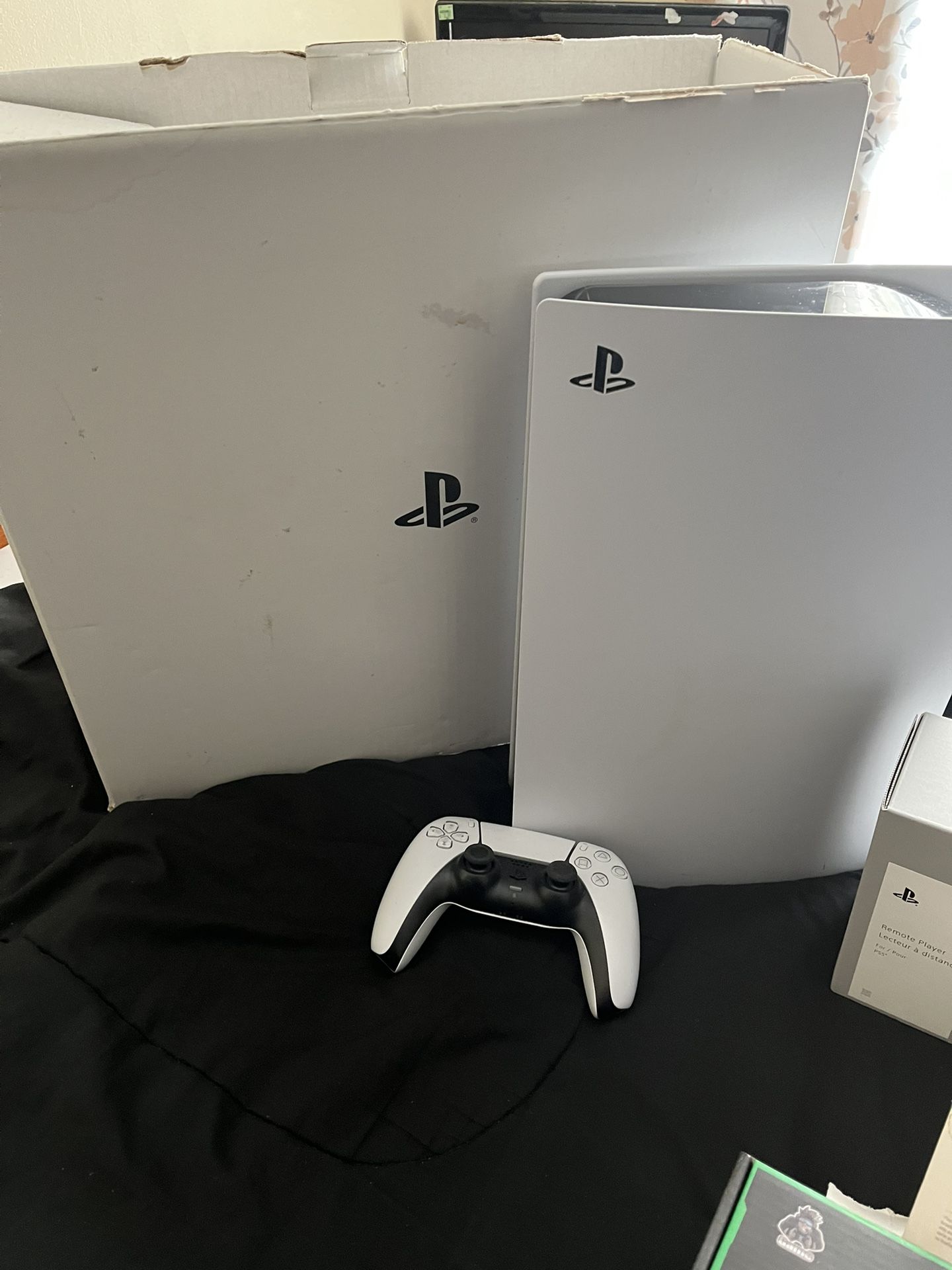 PlayStation 5 And 1 Controller Plus PlayStation Patrol With It