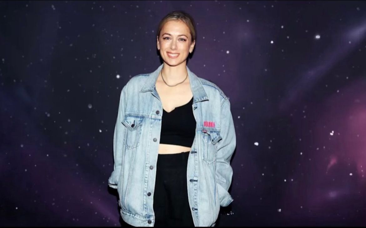 Iliza Shlesinger at Harrah’s 4 Tickets