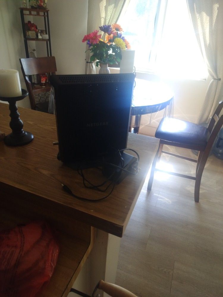 NETGEAR Nighthawk AC1900 Router with DOCSIS 3.0 Cable Modem