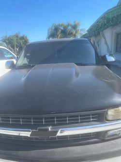 2001 Silverado v6 motor nuevo título limpio