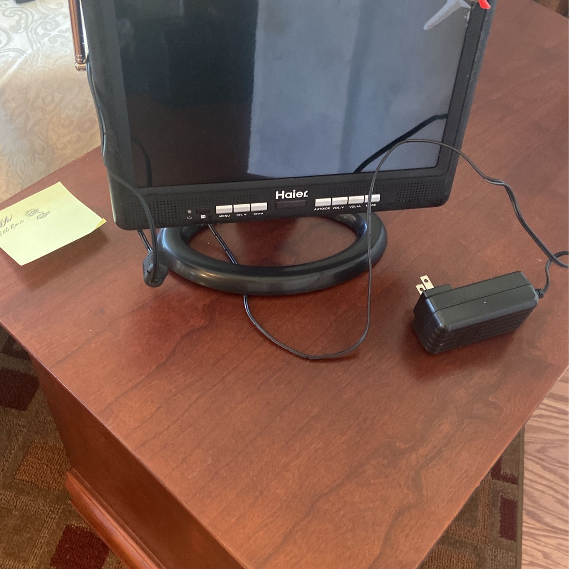 Portable 10.2 Digital LCD TV New
