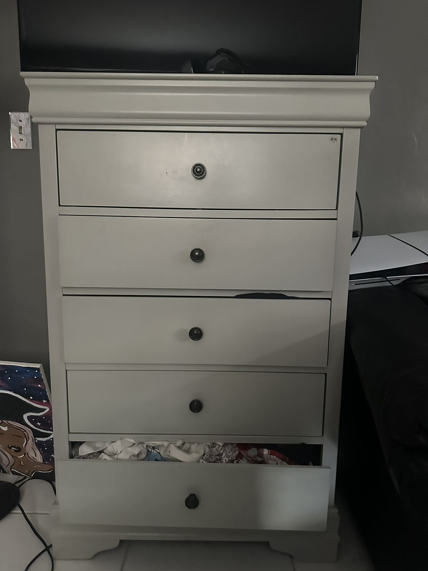 Tall Grey Chest Of Dresser