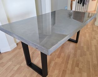 Amazing!  DESIGNER DINING Table