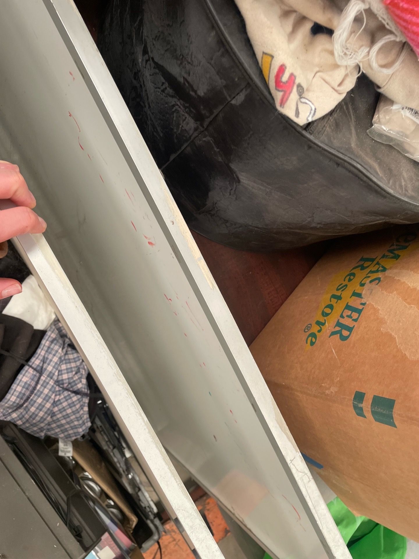 2 Whiteboards