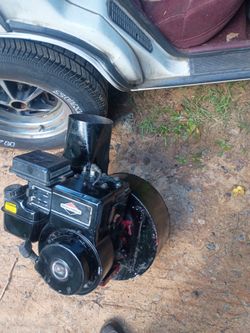 trailer with leaf vacuum