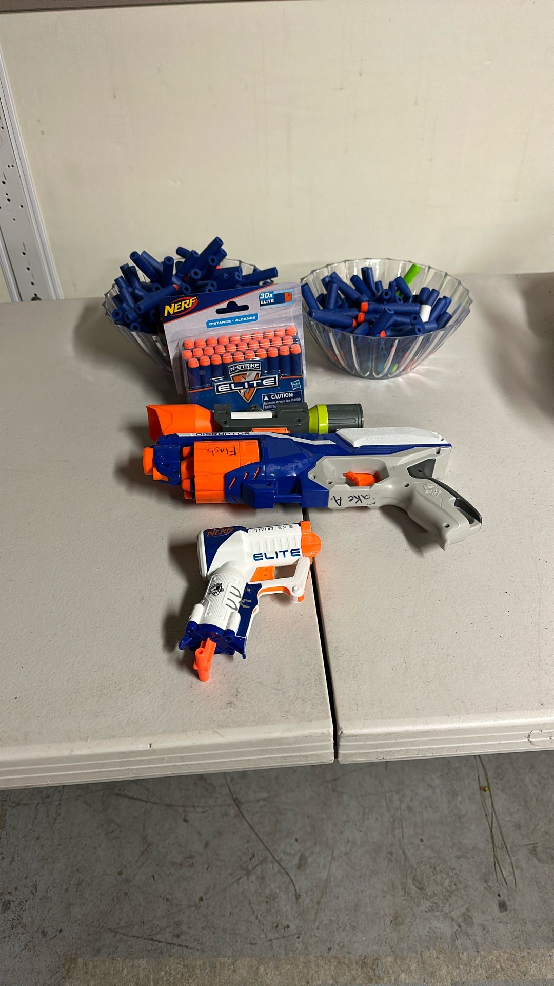 Nerf Elite Guns With 150 Bullets
