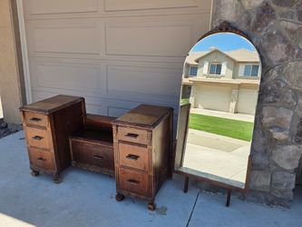 Mirror & Dresser set