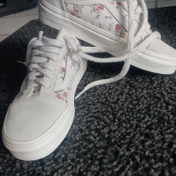 Vans Shoes For Woman