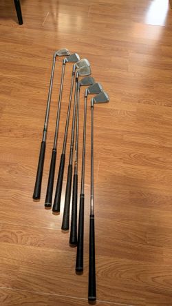 Set of 6 Golf Irons with Steel Shafts