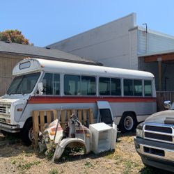 Old Mini Bus