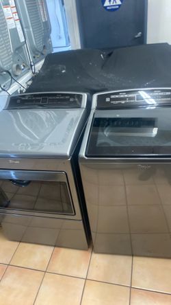 WASHER AND GAS DRYER SET