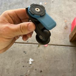 Quad Lock Motorcycle Phone Mount. 