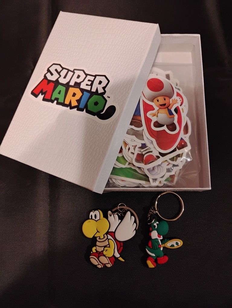 Super Mario Stickers lot of 100 + 2 Keychains