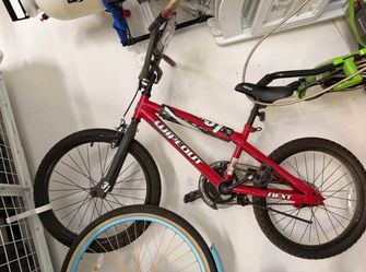 Next Wipeout BMX Bike Red