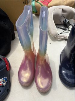 Rain boots size 1Y
