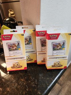 Pokémon TCG: 30th Celebration Knock Out Collection