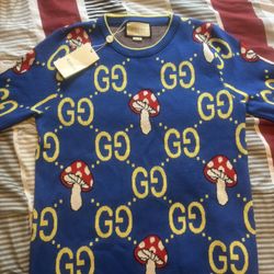Gucci sweater