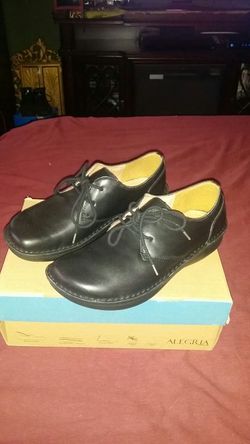 Men's shoes