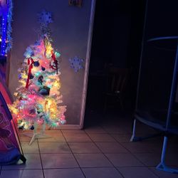 Small Christmas Tree 