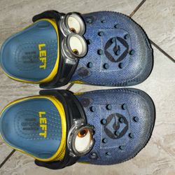 Minion Crocs Size 8c