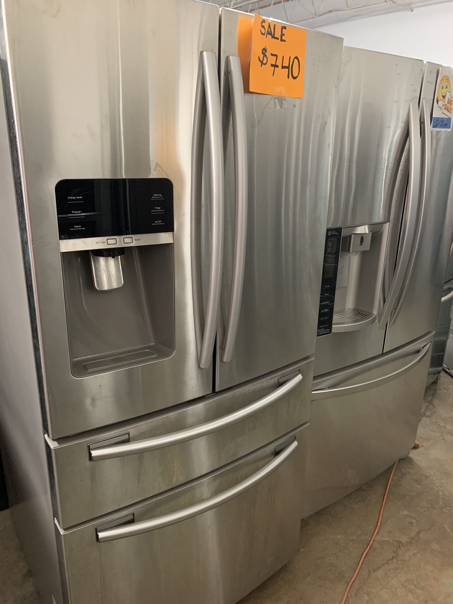 Refrigerator 33” Inches Wide Stainless Steel 4 Doors Samsung 