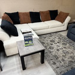 NEW BEIGE IVORY LIGHT SAND COLOR SECTIONAL 